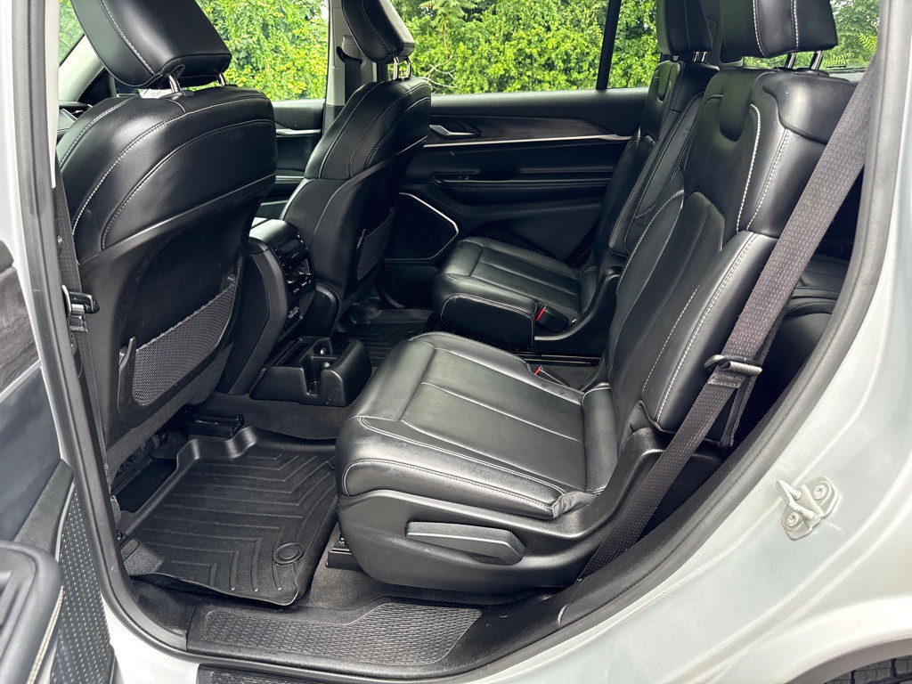 2021 Jeep Grand Cherokee Image 6
