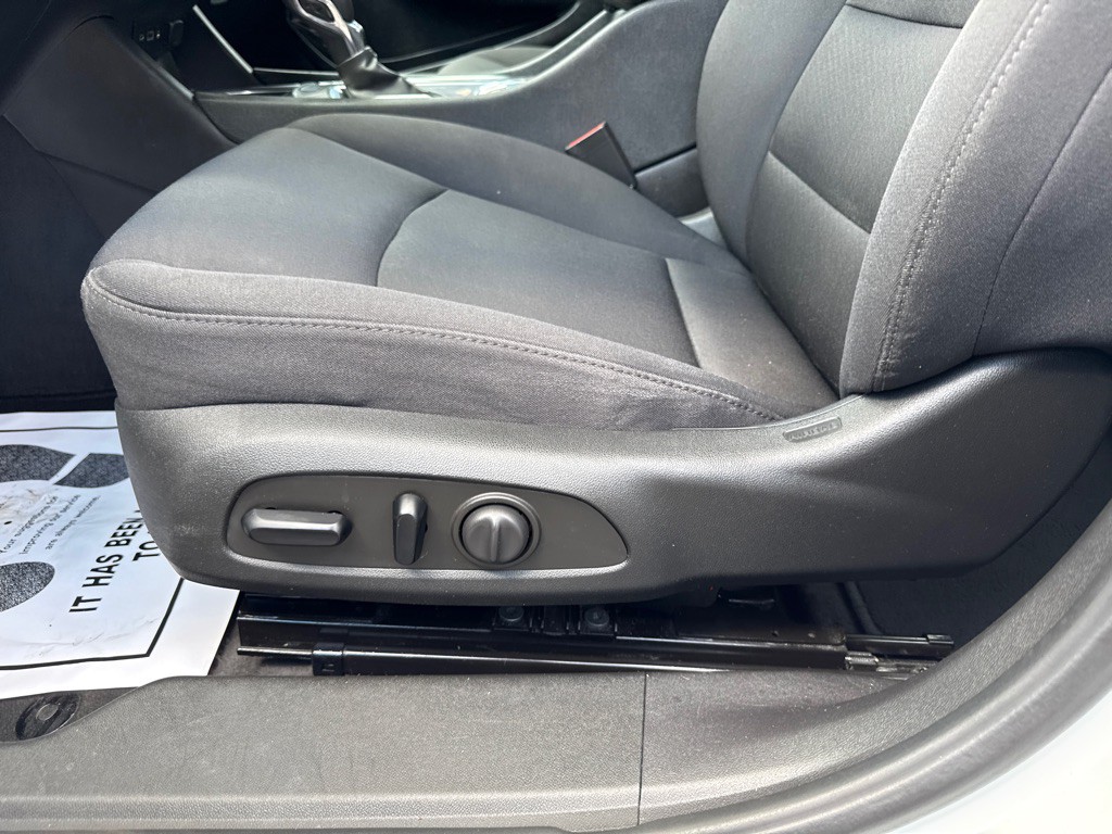 2023 Chevrolet Malibu Image 21
