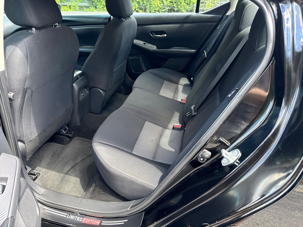 2023 Nissan Sentra Image 6