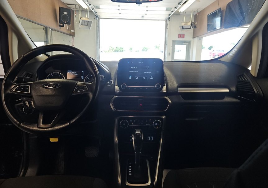 2019 Ford Econoline Image 3