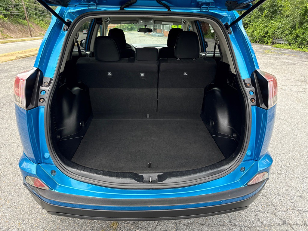 2016 Toyota Rav4 Image 9