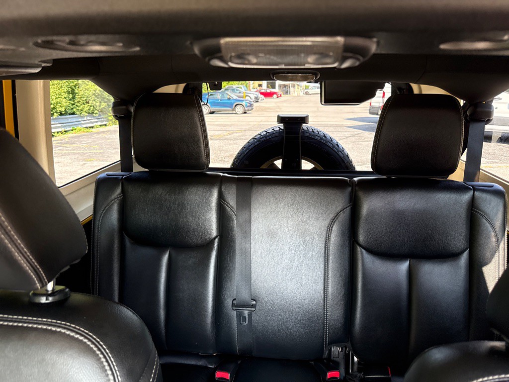 2015 Jeep Wrangler Unlimited Image 12