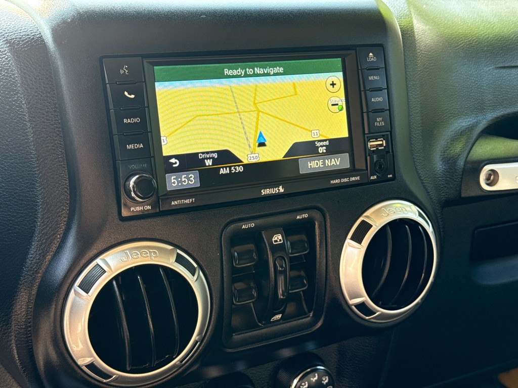 2015 Jeep Wrangler Unlimited Image 13