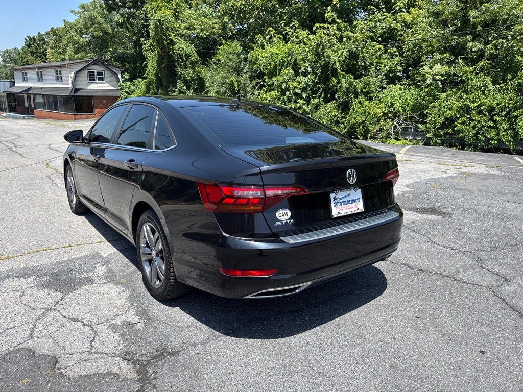 2019 Volkswagen Jetta Image 4