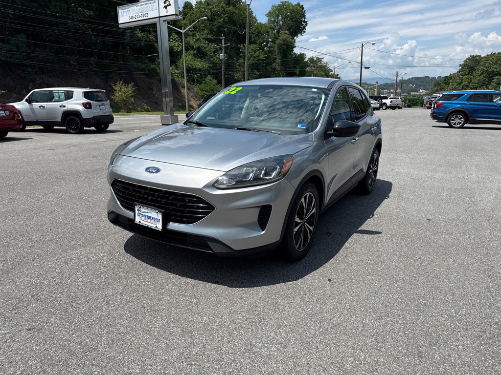 2022 Ford Escape Image 1