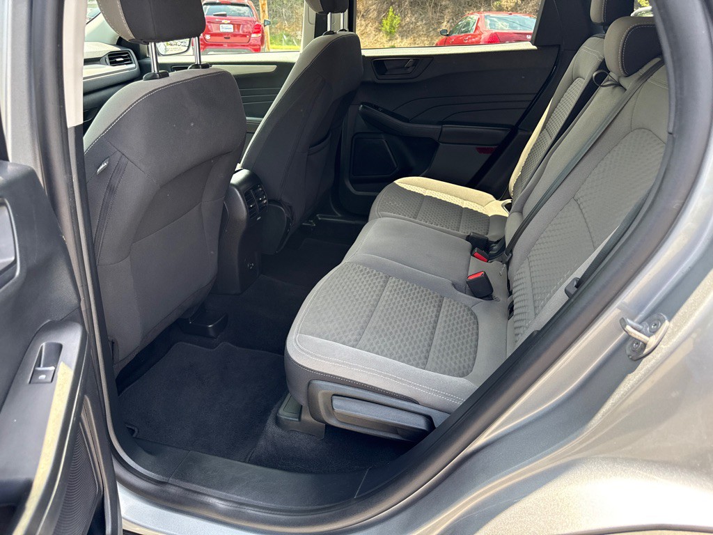 2022 Ford Escape Image 6