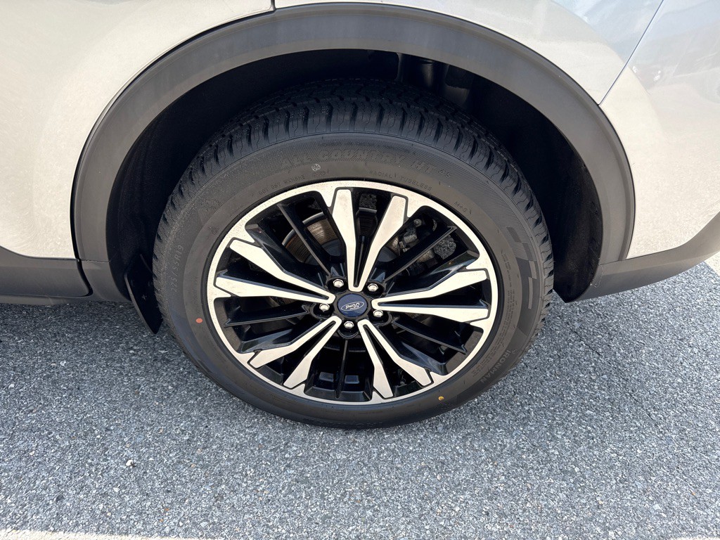 2022 Ford Escape Image 10