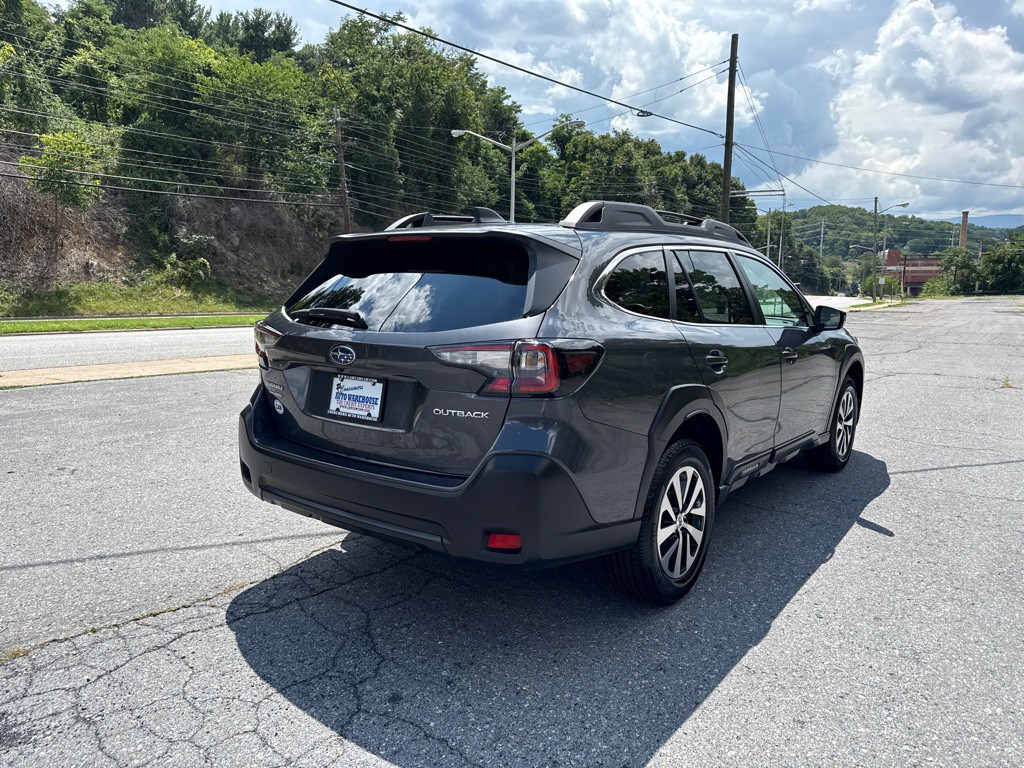 2023 Subaru Outback Image 7