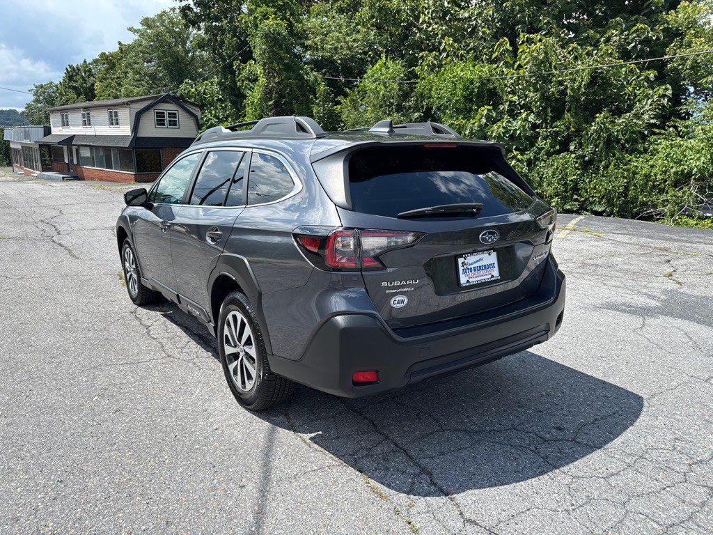 2023 Subaru Outback Image 8