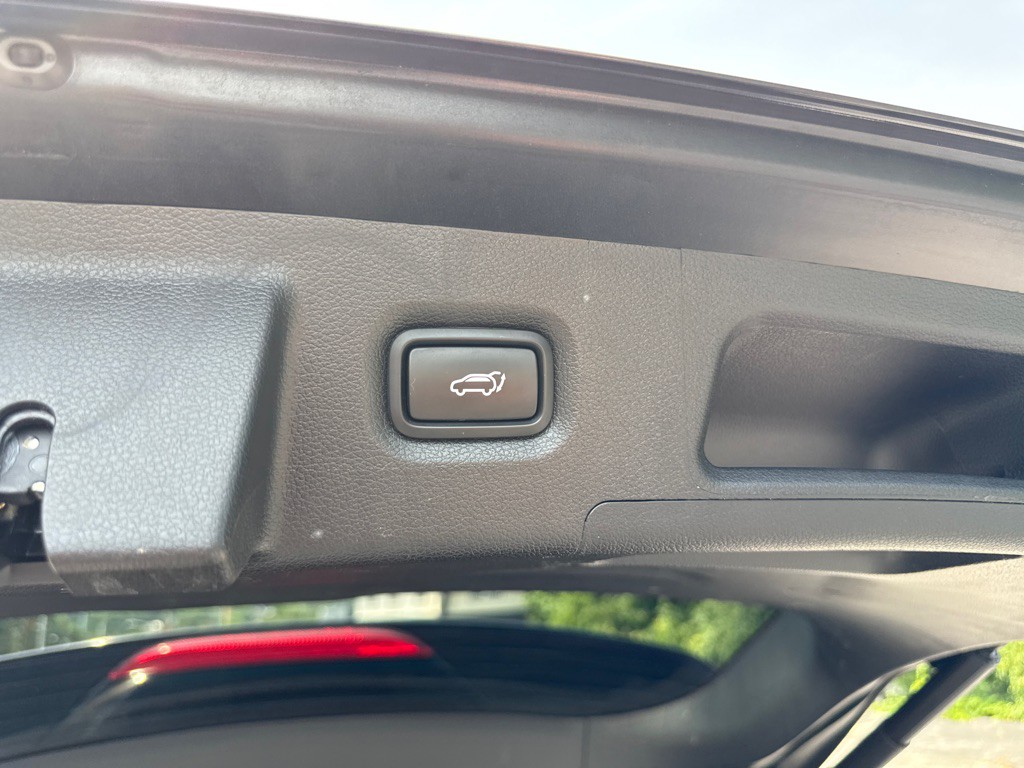 2020 Hyundai Santa Fe Image 10