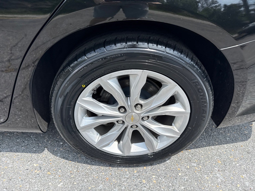 2023 Chevrolet Malibu Image 10