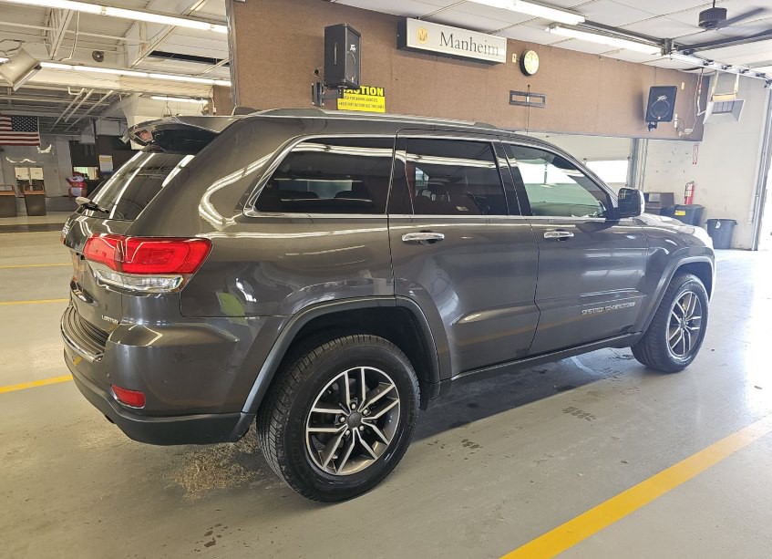 2019 Jeep Grand Cherokee Image 2