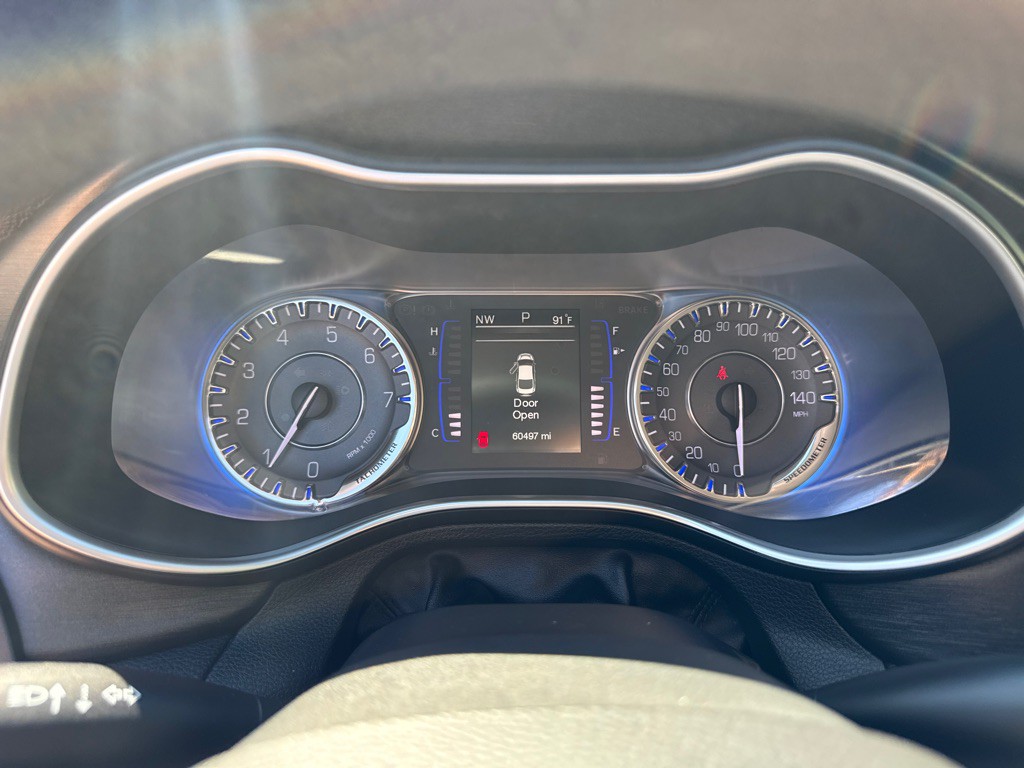 2015 Chrysler 200 Image 15