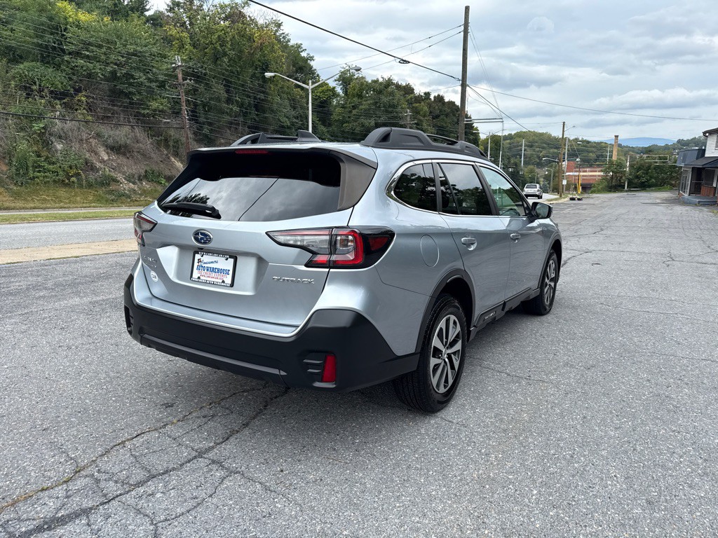 2022 Subaru Outback Image 3
