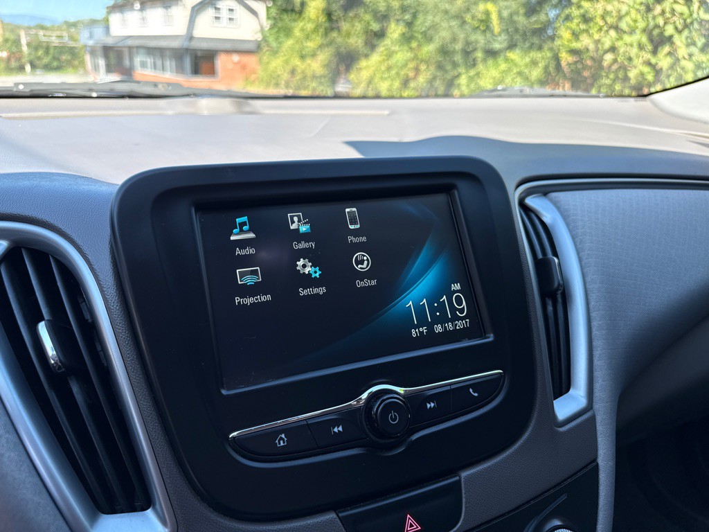 2018 Chevrolet Malibu Image 13