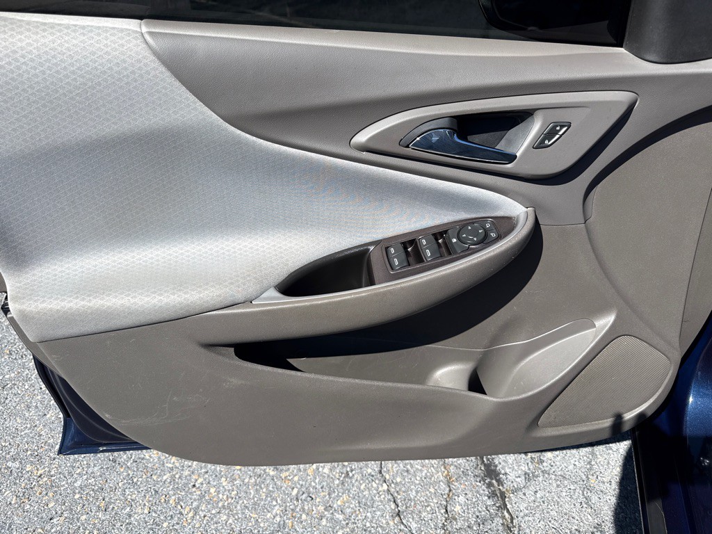 2018 Chevrolet Malibu Image 19
