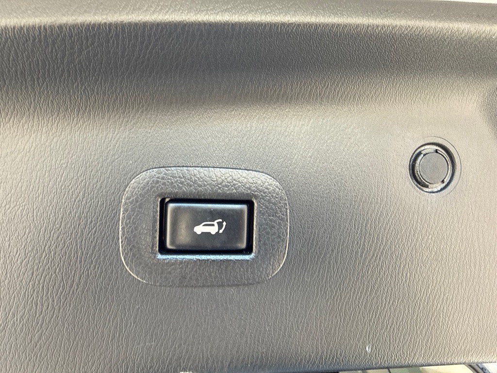 2020 Nissan Armada Image 10