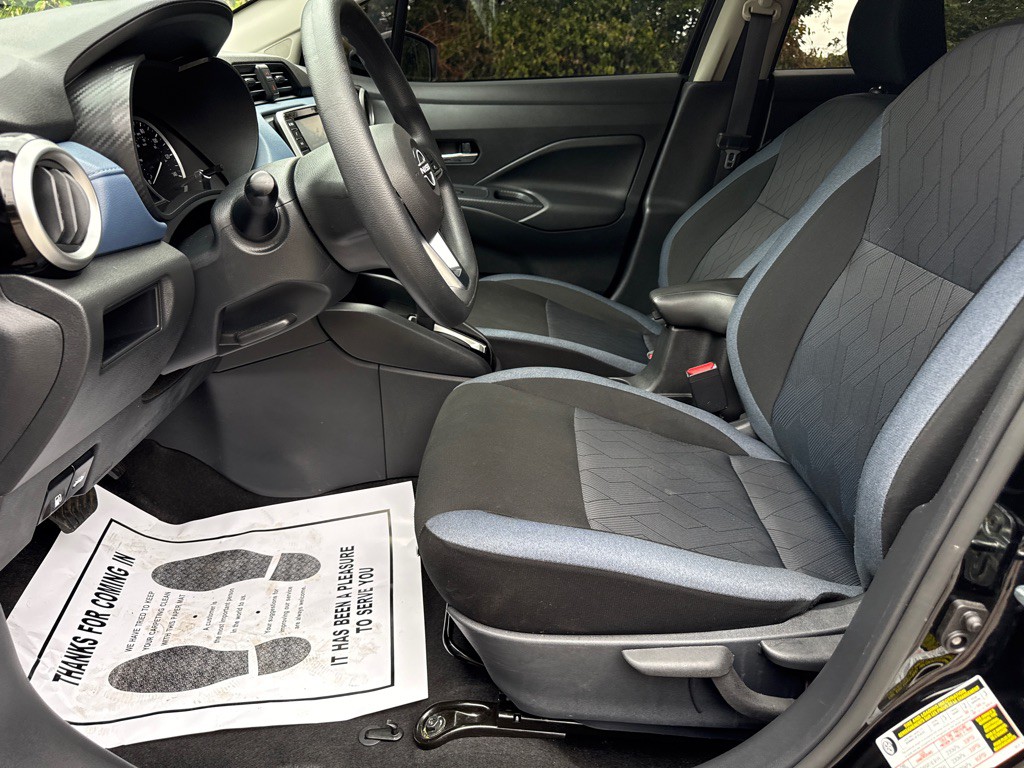 2025 Nissan Versa Image 5