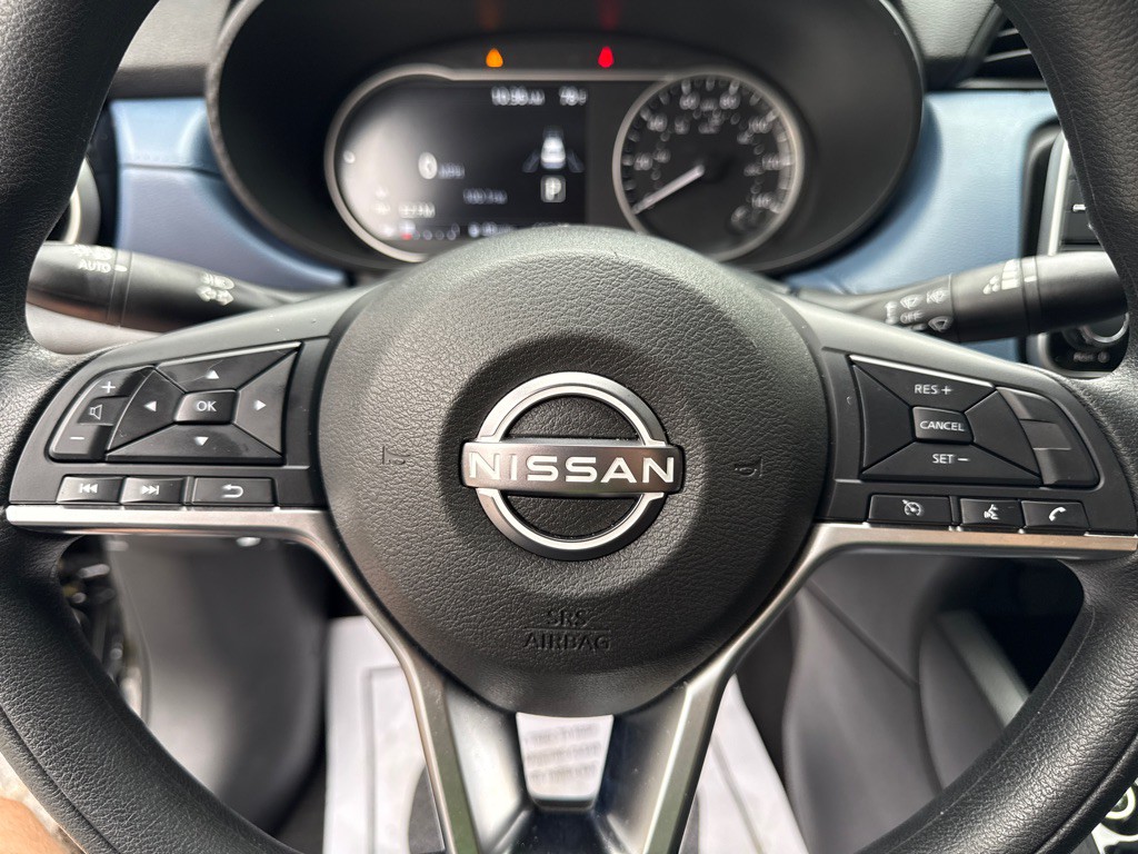 2025 Nissan Versa Image 17
