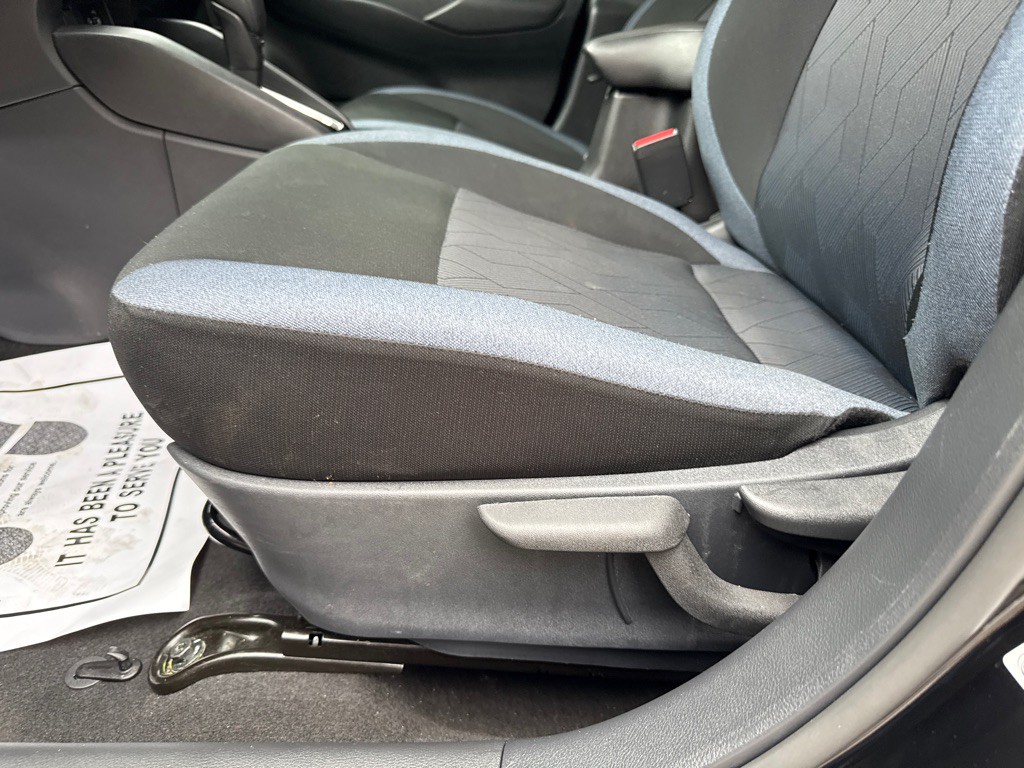 2025 Nissan Versa Image 20