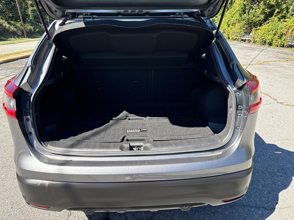 2020 Nissan Rogue Image 9