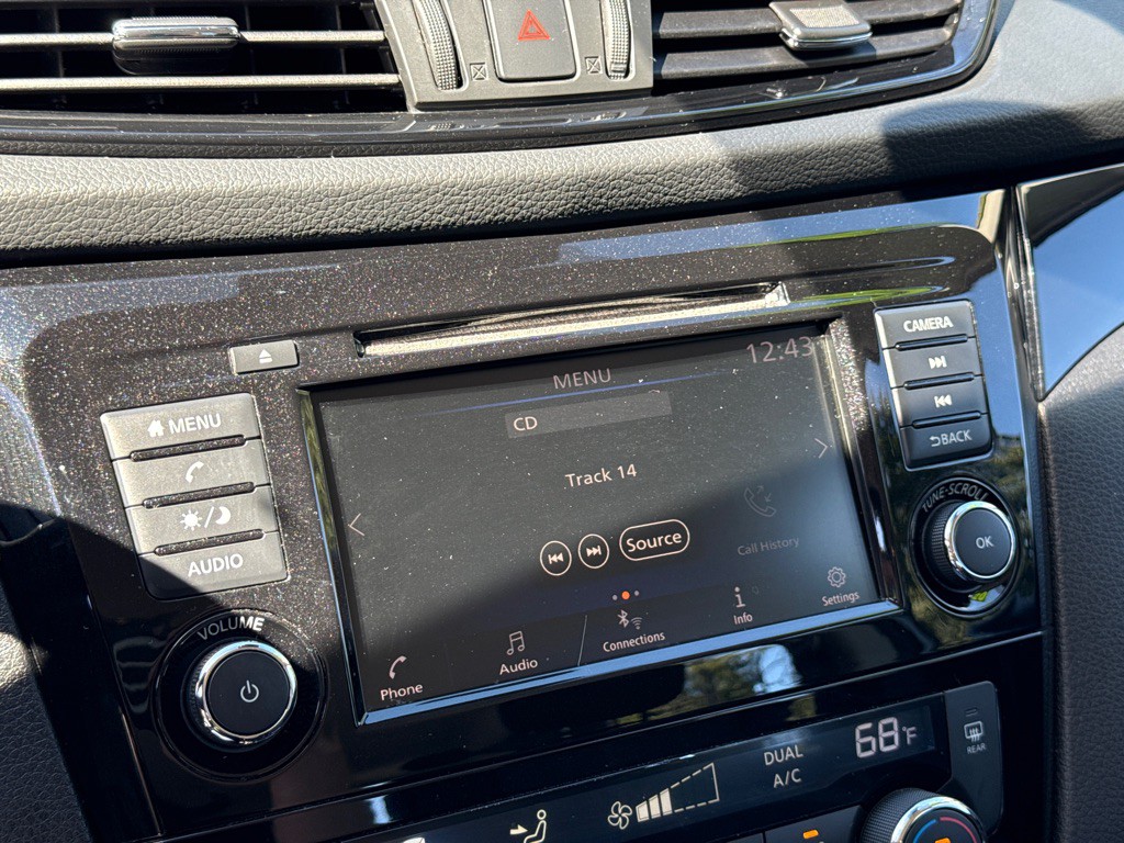 2020 Nissan Rogue Image 14