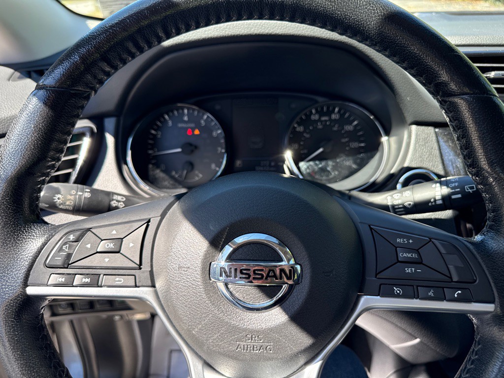 2020 Nissan Rogue Image 19