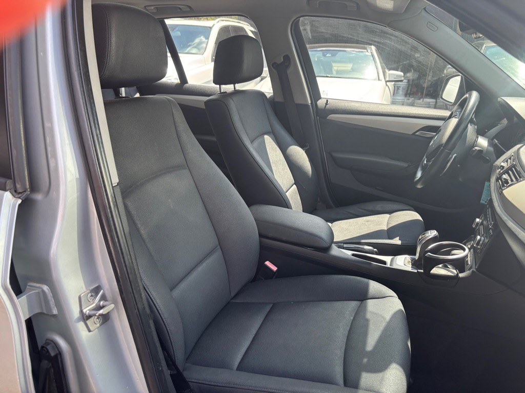 2014 BMW X1 Image 22