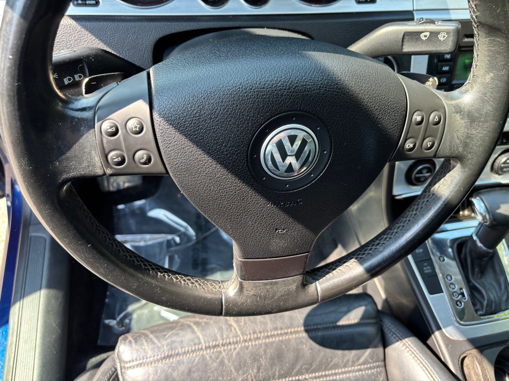 2006 Volkswagen Passat Image 23