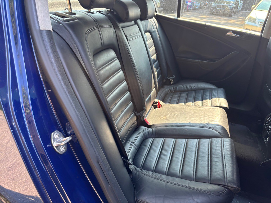 2006 Volkswagen Passat Image 29