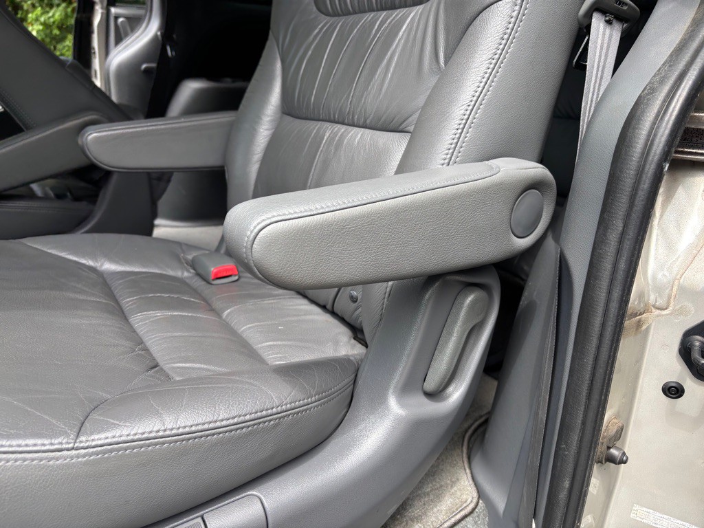 2007 Honda Odyssey Image 35