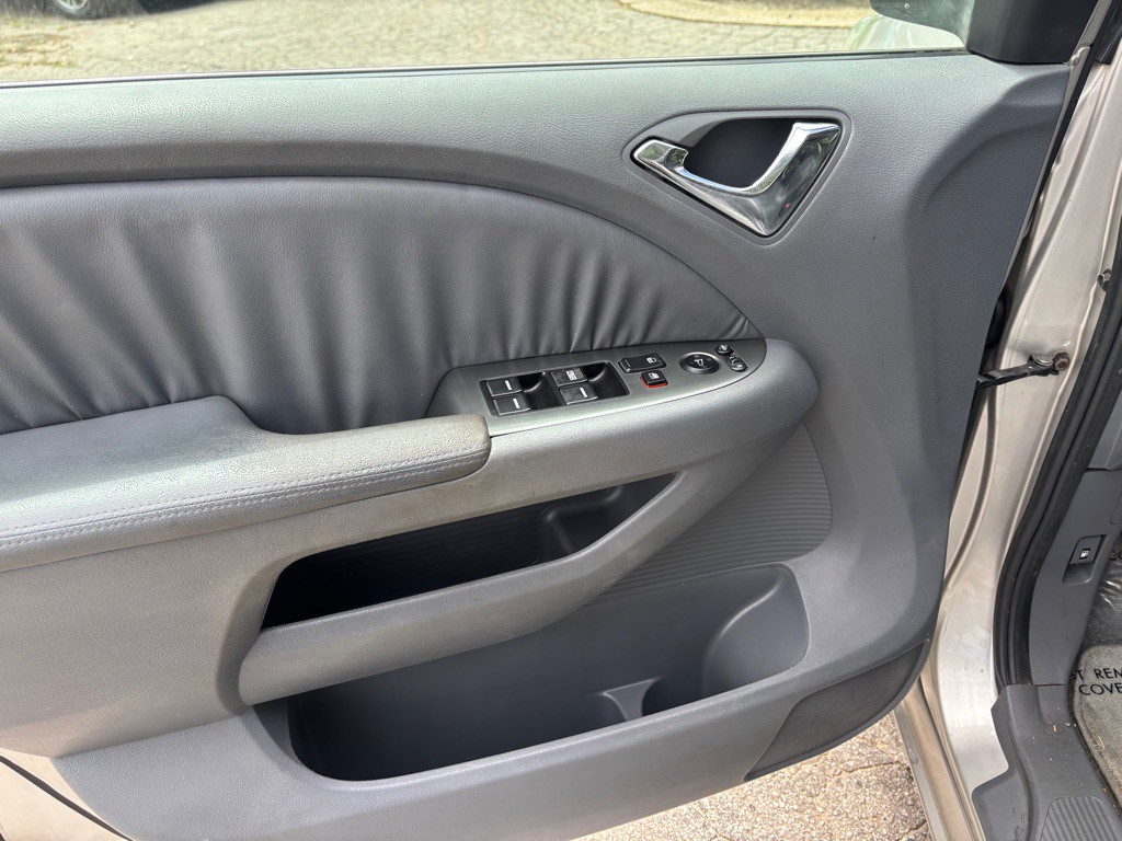 2007 Honda Odyssey Image 37