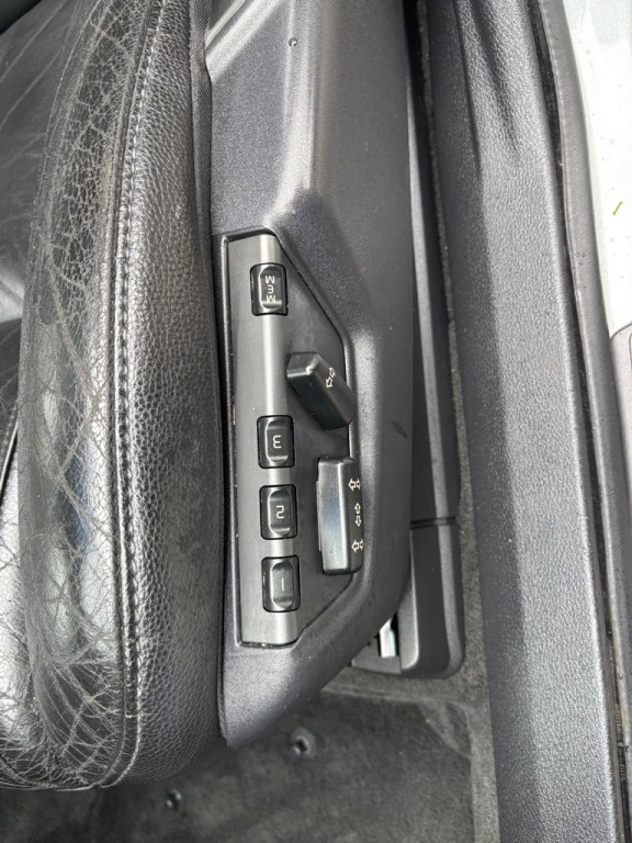 2013 Volvo XC90 Image 38