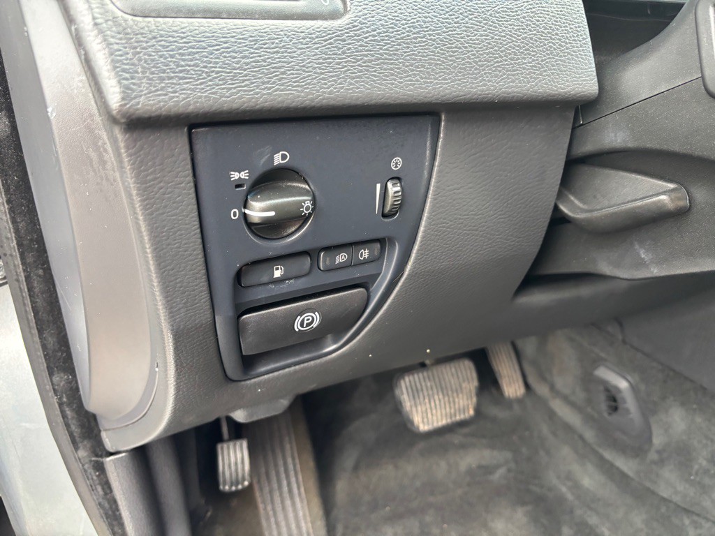 2013 Volvo XC90 Image 39