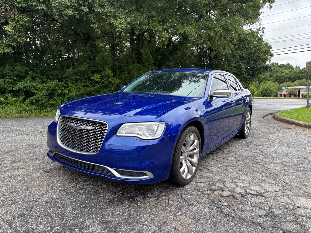 2021 Chrysler 300 Image 5