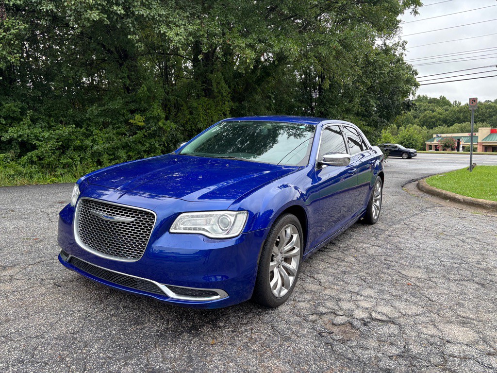 2021 Chrysler 300 Image 6