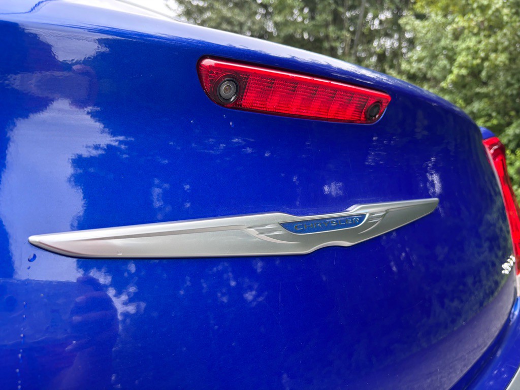 2021 Chrysler 300 Image 39