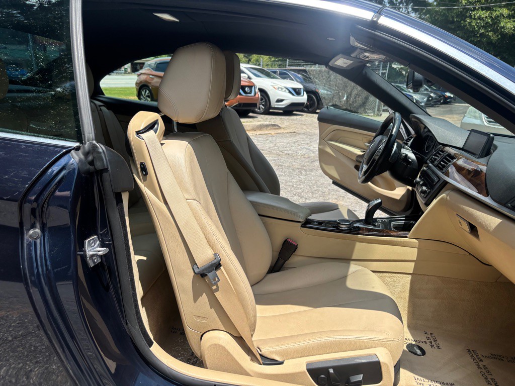 2015 BMW 4 Series Image 21