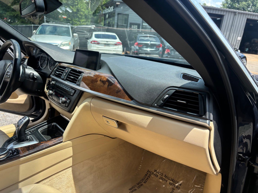 2015 BMW 4 Series Image 24