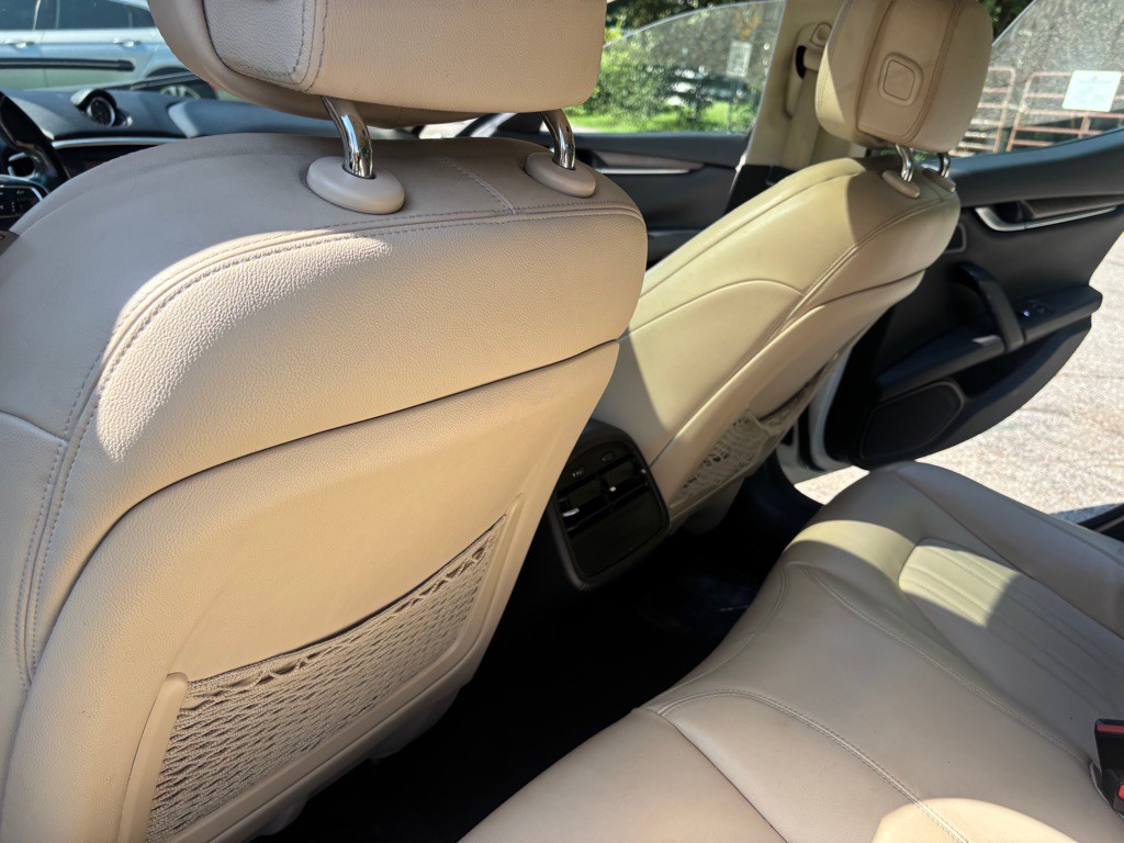 2015 Maserati Ghibli Image 33