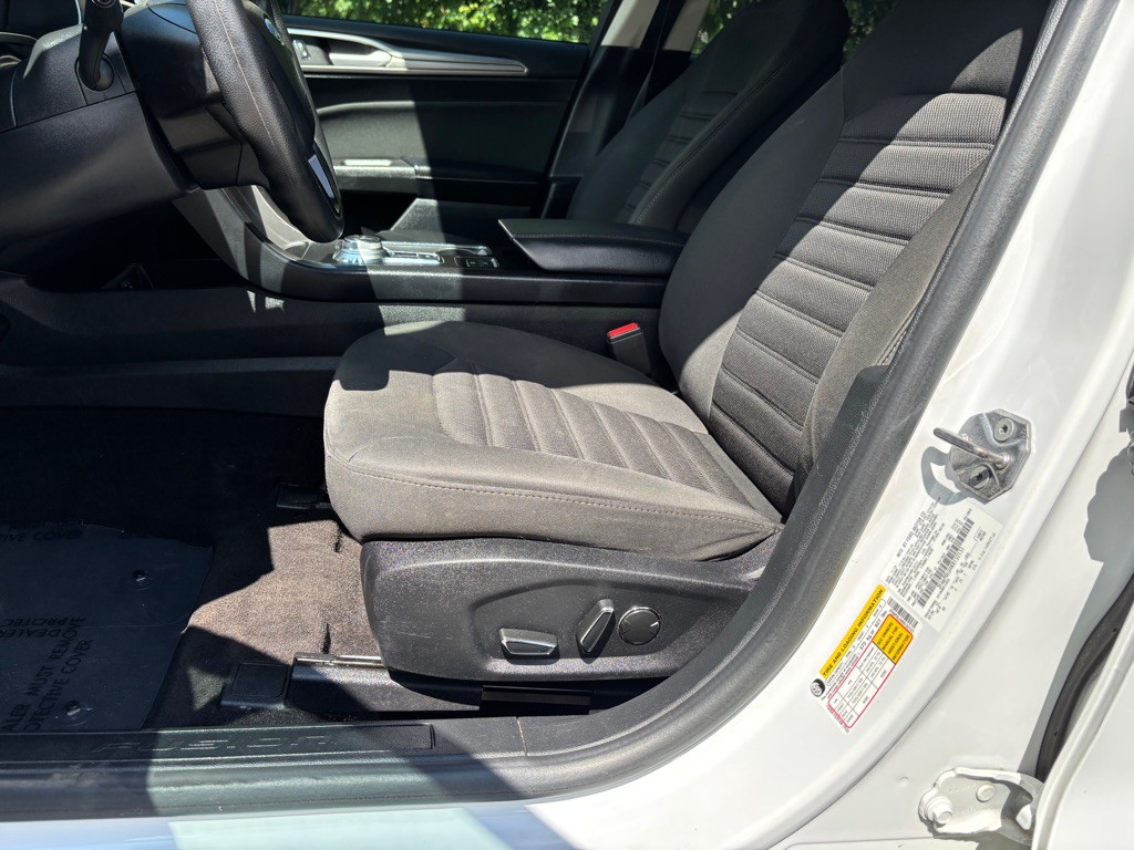 2019 Ford Fusion Image 15