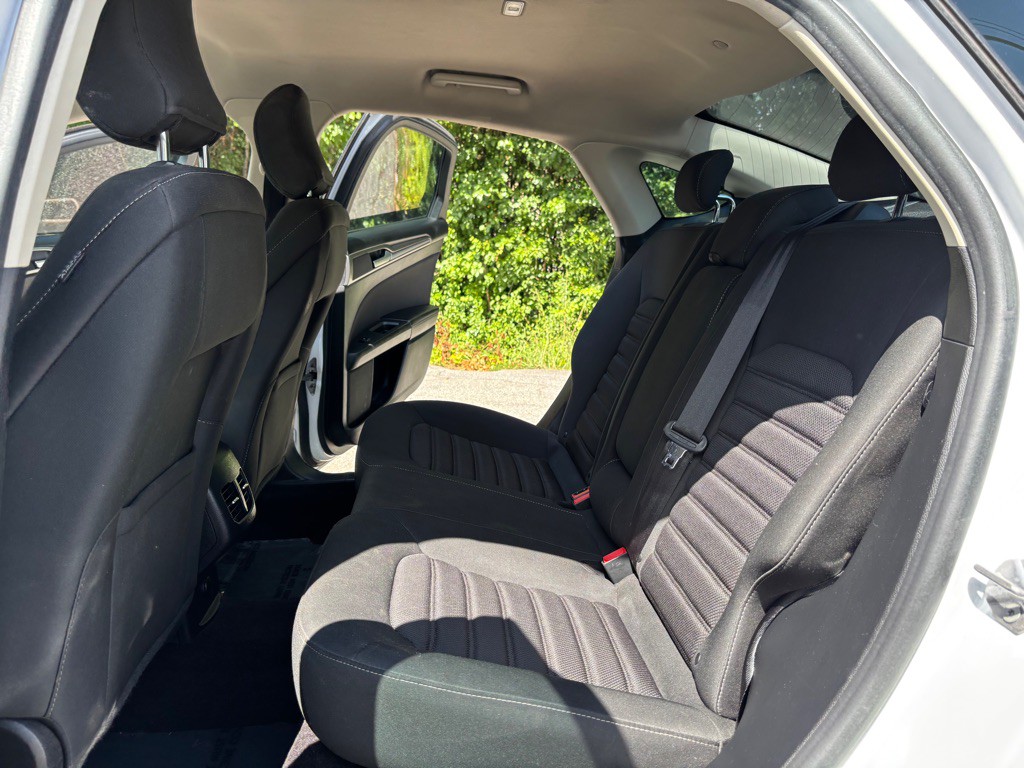 2019 Ford Fusion Image 25