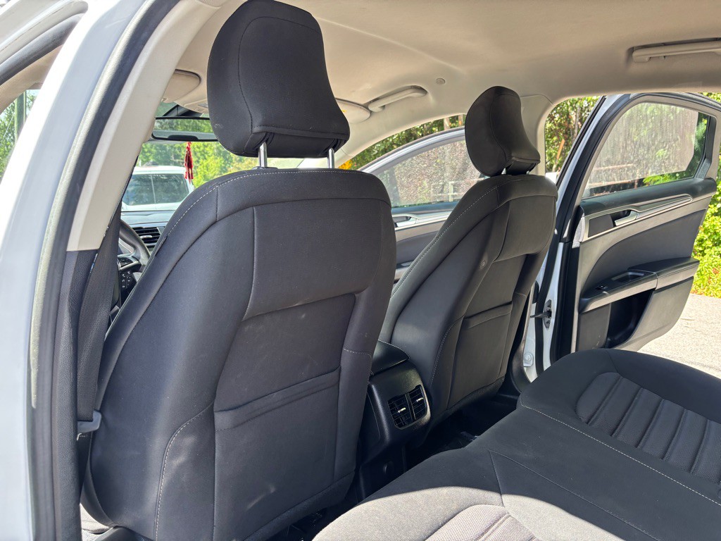 2019 Ford Fusion Image 27