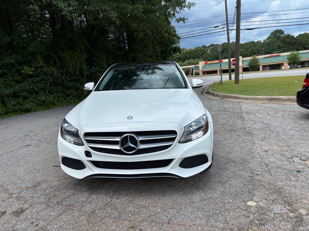 2017 Mercedes-Benz C-Class Image 3