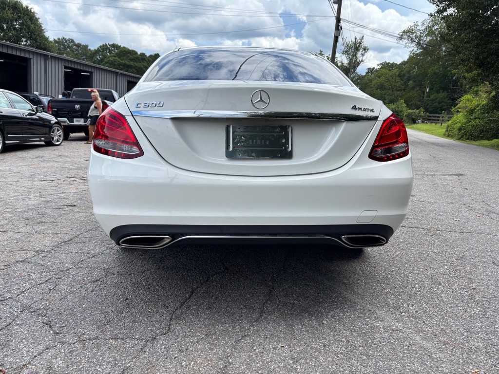 2017 Mercedes-Benz C-Class Image 12