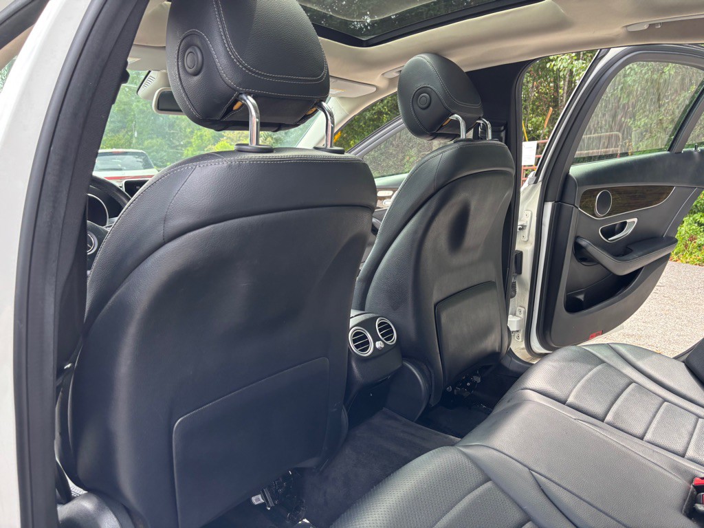 2017 Mercedes-Benz C-Class Image 43