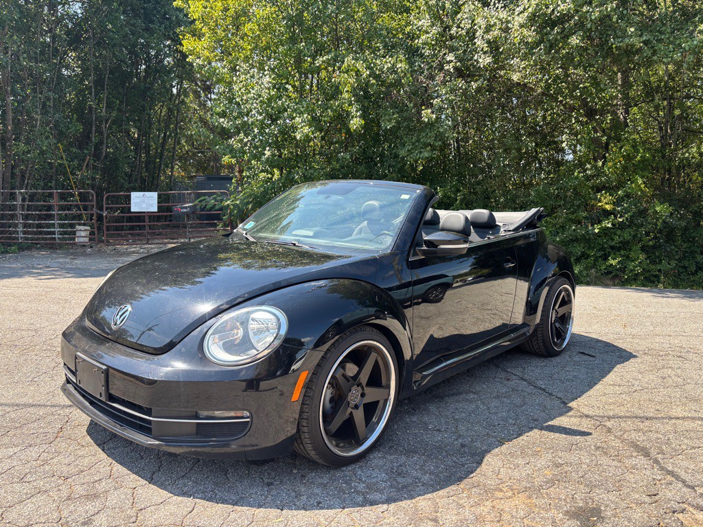 2013 Volkswagen Beetle Image 6