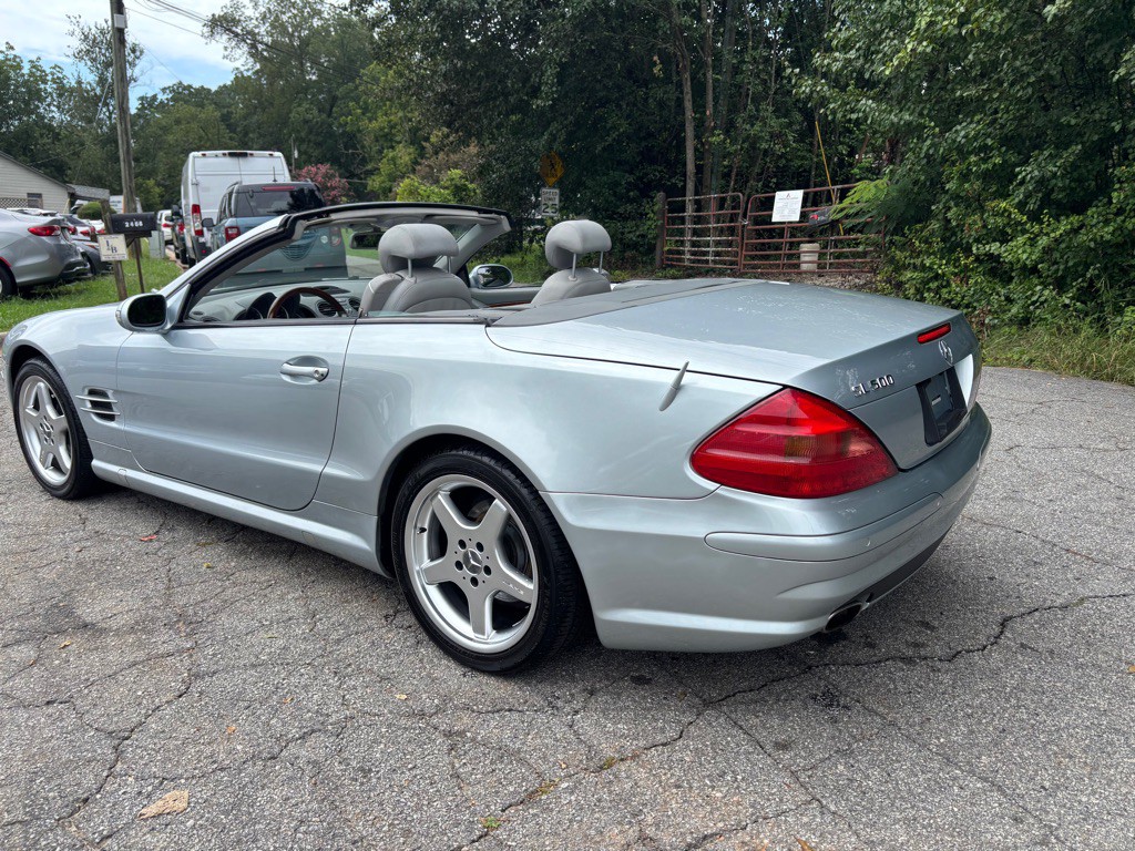 2003 Mercedes-Benz SL-Class Image 10