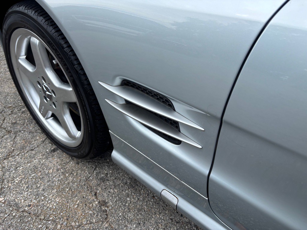 2003 Mercedes-Benz SL-Class Image 31