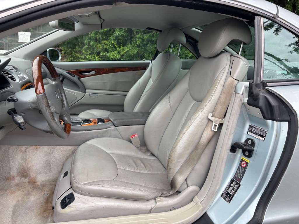 2003 Mercedes-Benz SL-Class Image 33